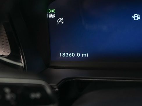 Used 2025 Lincoln Corsair Reserve AWD/4WD image 17