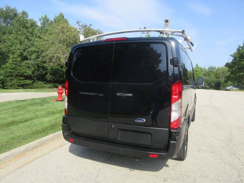 Used 2020 Ford Transit 150 Low Roof RWD image 11
