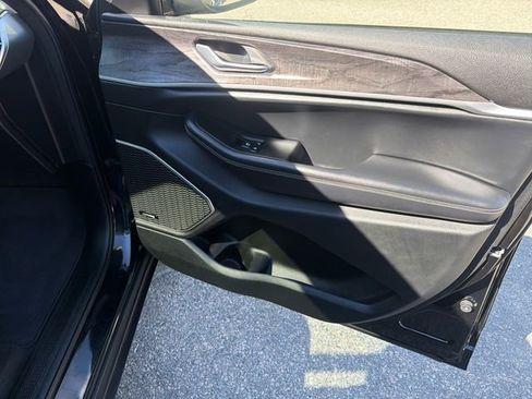 Used 2021 Jeep Grand Cherokee L Limited AWD/4WD image 22