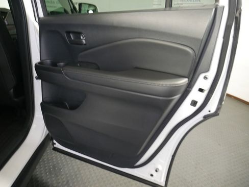 Used 2023 Honda Passport EX-L image 7