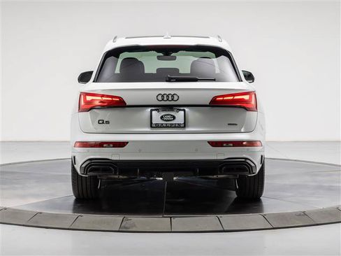 Used 2024 Audi Q5 e Premium Plus w/ Premium Plus Package AWD/4WD image 4