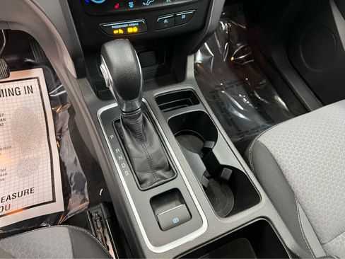 Used 2018 Ford Escape SE image 21