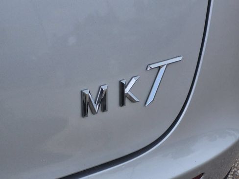 Used 2019 Lincoln MKT AWD image 13
