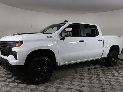 New 2025 Chevrolet Silverado 1500 Custom Trail Boss image 2