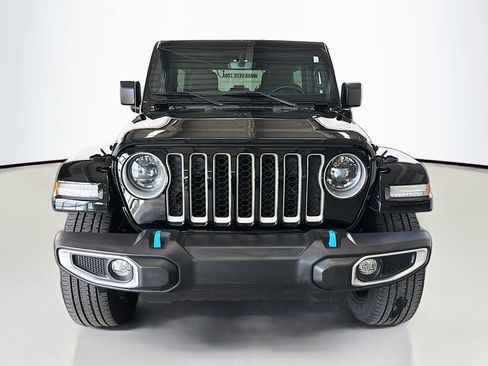 Used 2023 Jeep Wrangler Unlimited Sahara w/ Cold Weather Group image 3
