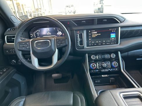 Used 2024 GMC Yukon XL Denali w/ Max Trailering Package RWD image 17