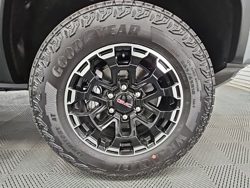 New 2026 GMC Canyon AT4 w/ Technology Plus Package image 48