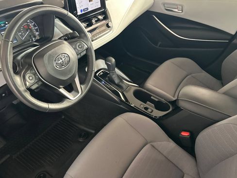 Used 2024 Toyota Corolla SE w/ SE Package FWD image 7