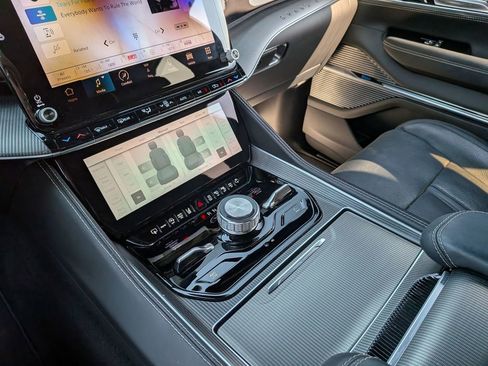 Used 2023 Jeep Grand Wagoneer Series II w/ Quick Order Packagew 28T image 7