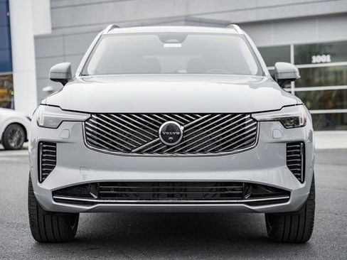 New 2026 Volvo XC90 B6 Plus w/ Protection Package Premier image 2