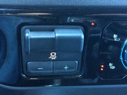 Used 2024 GMC Sierra 1500 Elevation w/ Elevation Premium Package image 23