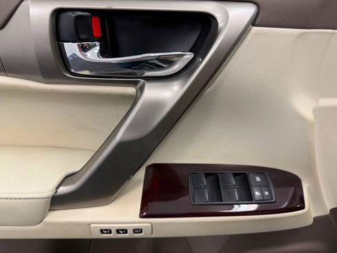 Used 2018 Lexus GX 460 Luxury w/ Preferred Accessory Package AWD/4WD image 6