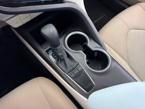 Used 2024 Toyota Camry LE w/ Convenience Package FWD image 25