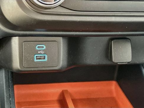Used 2023 Ford Maverick XLT FWD image 18