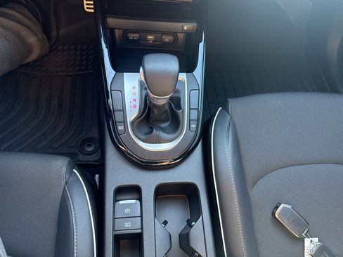 Used 2024 Kia Forte GT-Line w/ GT-Line Premium Package image 23