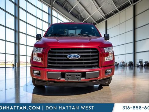 Used 2017 Ford F150 XLT w/ Equipment Group 302A Luxury AWD/4WD image 23