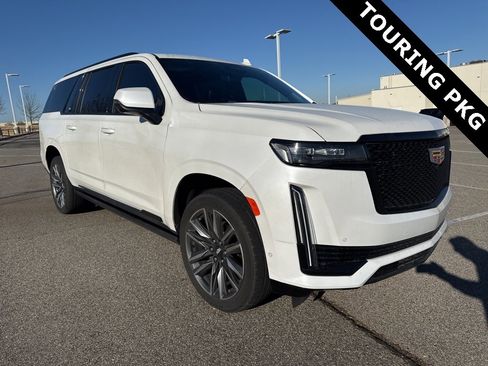 Used 2022 Cadillac Escalade ESV Sport w/ Touring Package image 3