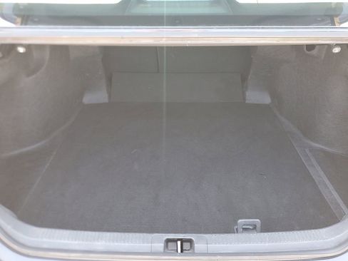 Used 2025 Toyota Camry SE image 7