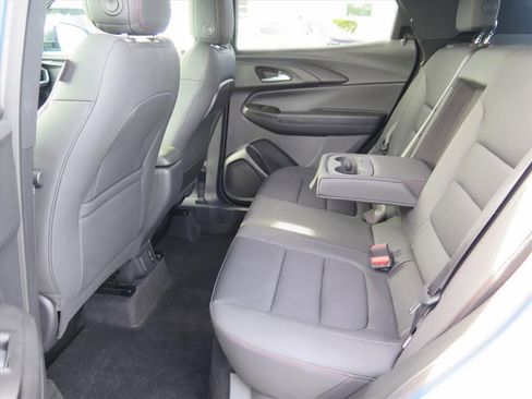 Used 2023 Chevrolet TrailBlazer RS w/ Convenience Package image 16