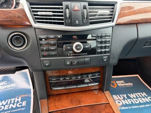 Used 2010 Mercedes-Benz E 350 Sedan image 14