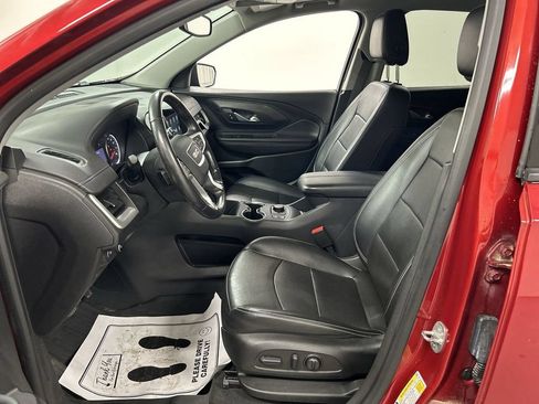 Used 2022 GMC Terrain SLT w/ Infotainment Package II AWD/4WD image 9