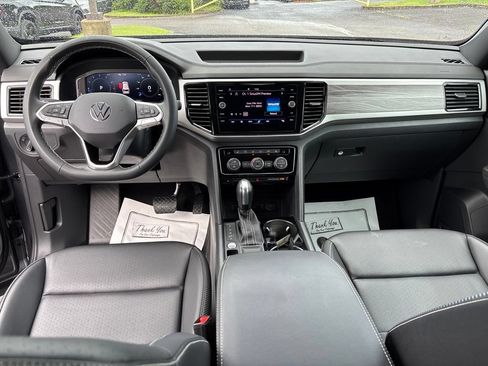 Certified 2023 Volkswagen Atlas Cross Sport SE FWD image 27
