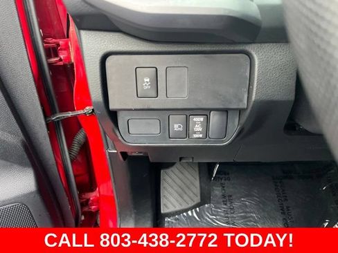 Used 2022 Toyota Tacoma TRD Sport w/ TRD Premium Sport Package AWD/4WD image 30