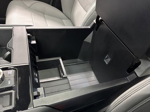 New 2026 Toyota Tundra Limited image 33