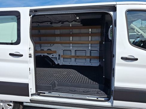 Used 2025 Ford Transit 250 Low Roof w/ Exterior Upgrade Package RWD image 10