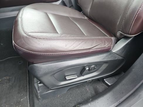 Used 2025 Ford Explorer Platinum w/ LUX Leather Package image 18