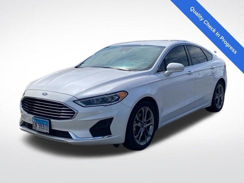 Used 2019 Ford Fusion SEL FWD image 1
