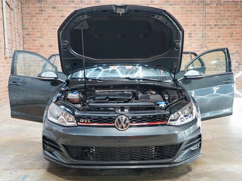 Used 2017 Volkswagen GTI S FWD image 22