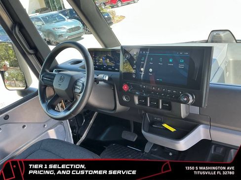 Used 2024 Chevrolet Brightdrop 600 w/ Commercial Equipment Package AWD/4WD image 20