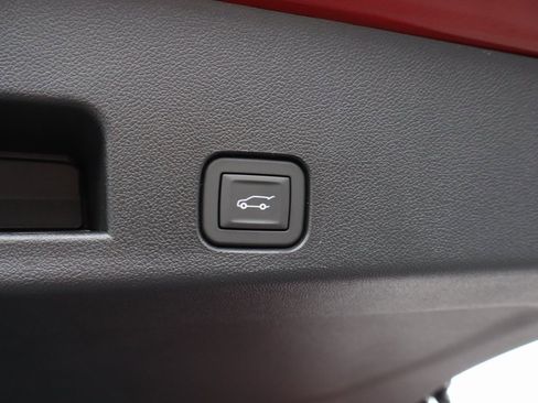 New 2026 Chevrolet Traverse LT w/ Driver Confidence Package image 27