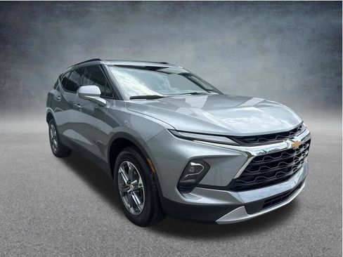 Used 2024 Chevrolet Blazer LT w/ Convenience Package AWD/4WD image 8