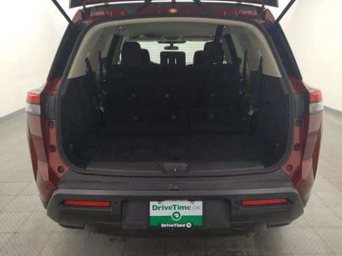Used 2022 Nissan Pathfinder SV AWD/4WD image 29