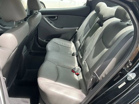 Used 2012 Hyundai Elantra Limited FWD image 10