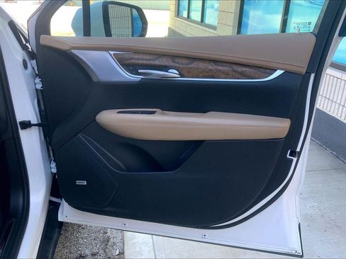 Used 2021 Cadillac XT5 Sportv w/ Platinum Package image 25