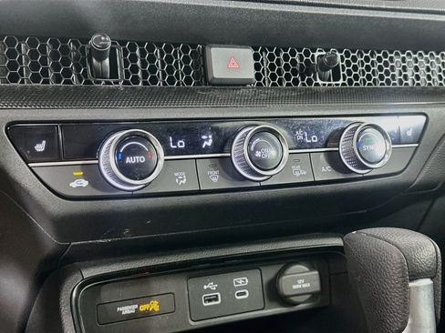 Used 2025 Honda CR-V EX image 23