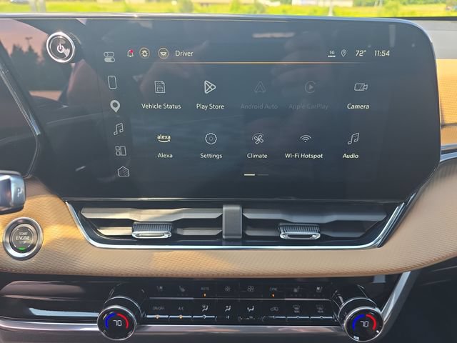 Used 2025 Chevrolet Equinox ACTIV w/ Safety and Technology Package AWD/4WD image 21