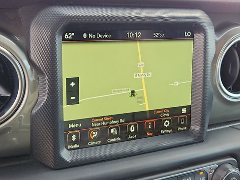 Used 2023 Jeep Wrangler Unlimited Sahara image 16