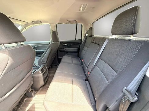 Used 2017 Honda Ridgeline Sport image 12