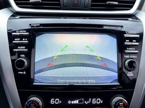 Used 2017 Nissan Murano SV image 4