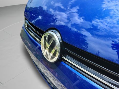 Used 2018 Volkswagen Golf R 4-Door AWD/4WD image 31