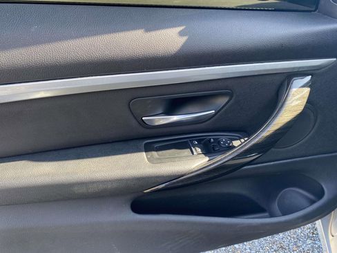 Used 2020 BMW 430i Coupe w/ Convenience Package image 14