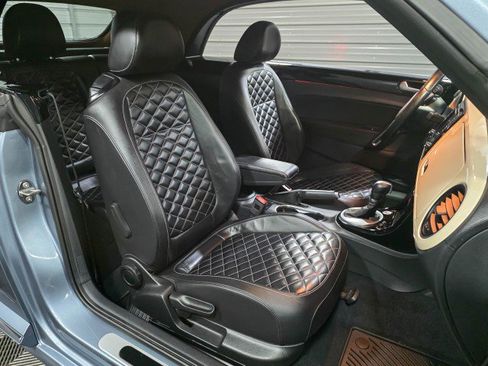 Used 2019 Volkswagen Beetle 2.0T Final Edition SEL image 14