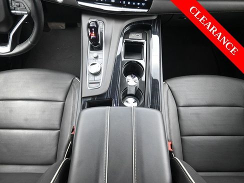 Used 2024 Cadillac Escalade ESV Sport w/ Heavy-Duty Trailer Package image 38