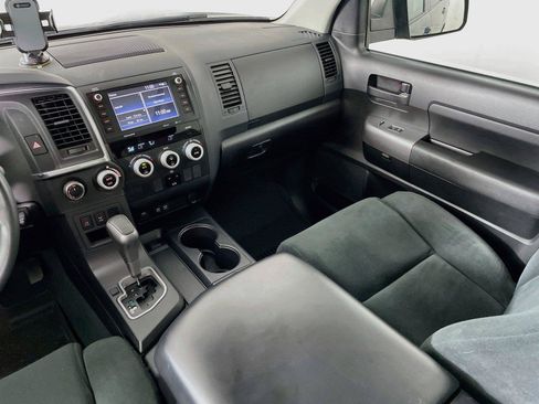 Used 2022 Toyota Sequoia TRD Sport AWD/4WD image 24