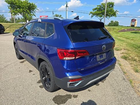 Used 2022 Volkswagen Taos SE FWD image 9