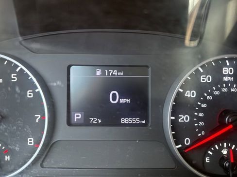 Used 2023 Kia Seltos LX image 7